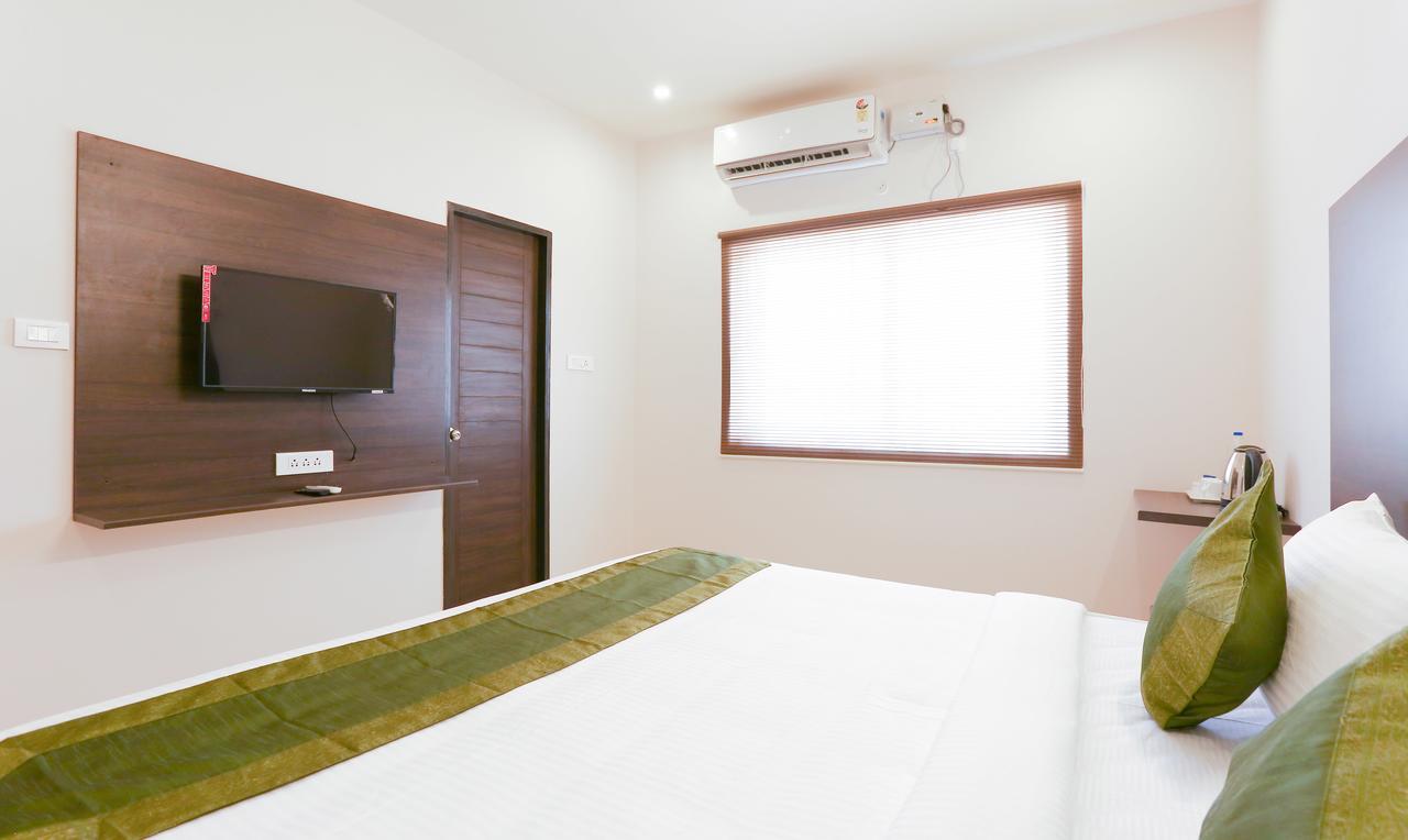 Treebo Hi Line Apartments Kalapatti Коямпутур Екстер'єр фото